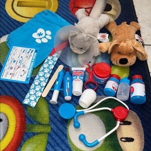 Melissa & Doug Kids Pretend Play Vet Set